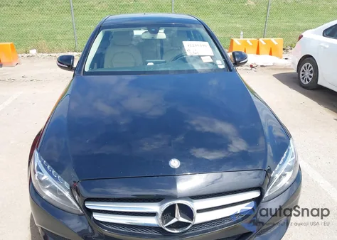 2015 Mercedes-Benz C 300 4Matic/Luxury 4Matic/Sport 4Matic из США, поврежденный, VIN 55SWF4KB5FU032806